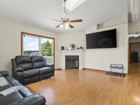 207 Tamarack Hollow Street Poplar Grove IL 61065