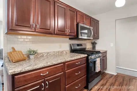 61 Ingleshire Road Montgomery IL 60538
