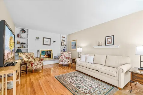 1736 Clyde Drive Naperville IL 60565