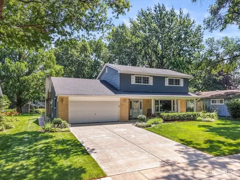1736 Clyde Drive Naperville IL 60565