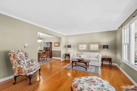 1736 Clyde Drive Naperville IL 60565