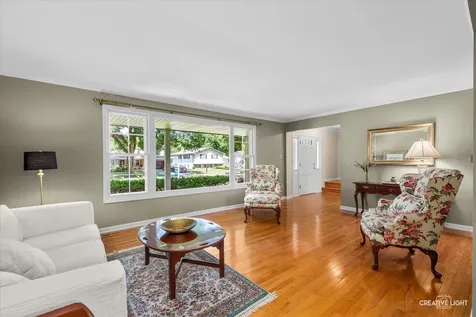 1736 Clyde Drive Naperville IL 60565