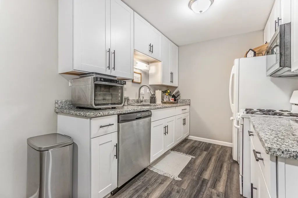 272 Park Ridge Lane Aurora IL 60504