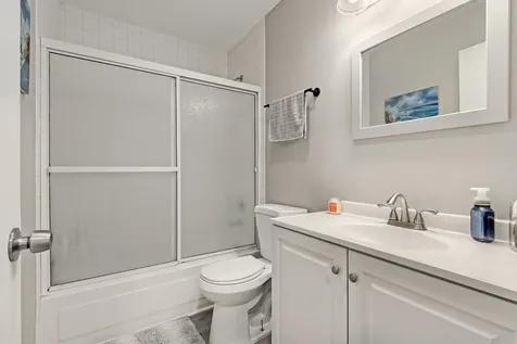 272 Park Ridge Lane Aurora IL 60504