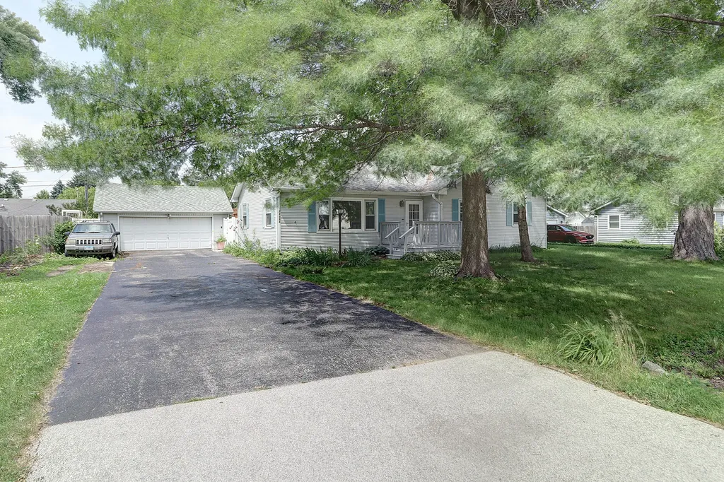23531 West Winston Avenue Plainfield IL 60586
