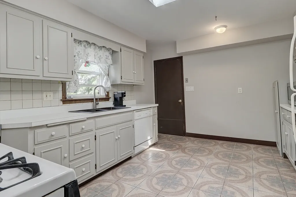 23531 West Winston Avenue Plainfield IL 60586