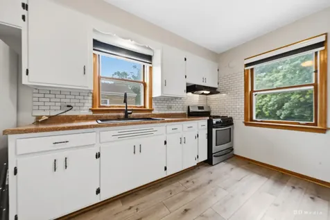 18524 Gladville Avenue Homewood IL 60430