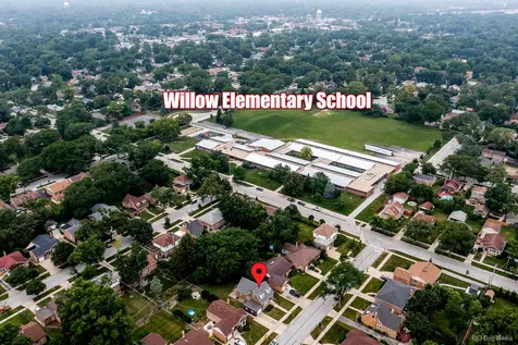 18524 Gladville Avenue Homewood IL 60430
