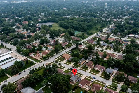 18524 Gladville Avenue Homewood IL 60430