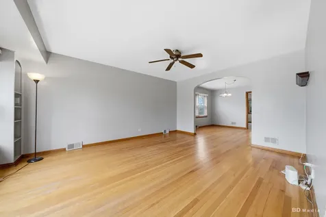 18524 Gladville Avenue Homewood IL 60430