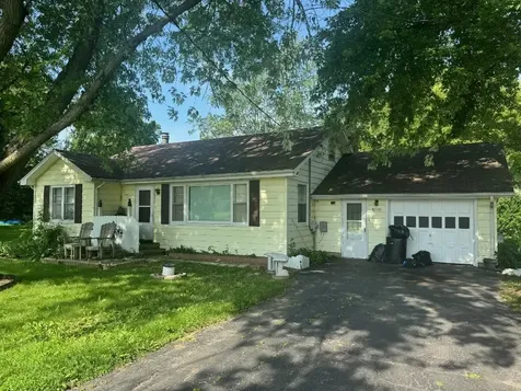 3707 North Fairview Avenue Johnsburg IL 60051