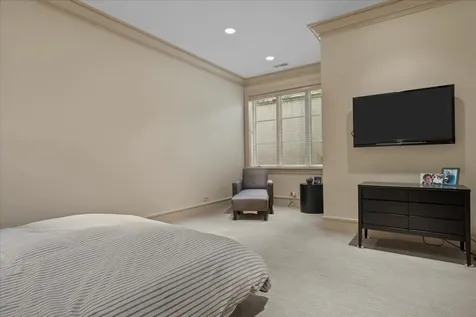 2 Bridlewood Road Northbrook IL 60062