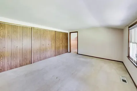 103 Cottonwood Road Northbrook IL 60062