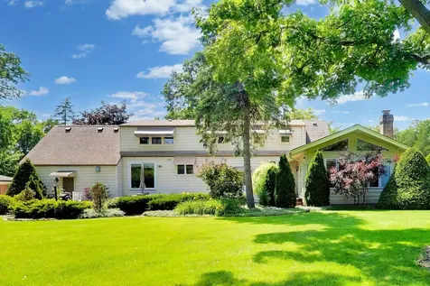 103 Cottonwood Road Northbrook IL 60062