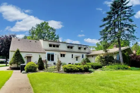 103 Cottonwood Road Northbrook IL 60062