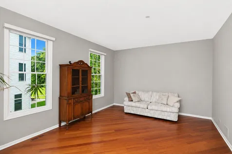 1311 Bison Lane Hoffman Estates IL 60192