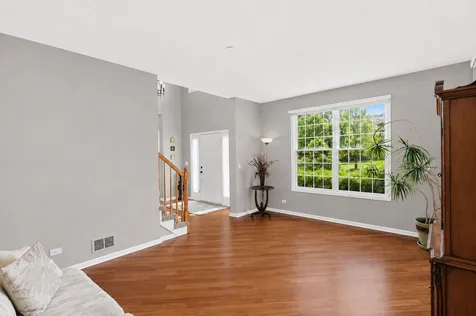 1311 Bison Lane Hoffman Estates IL 60192