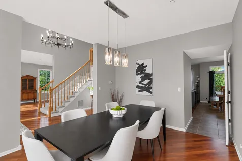 1311 Bison Lane Hoffman Estates IL 60192