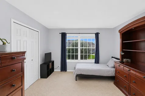 1311 Bison Lane Hoffman Estates IL 60192