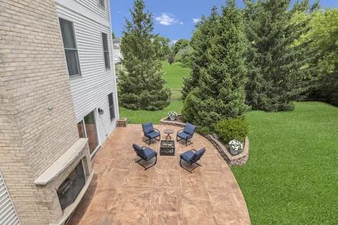 1311 Bison Lane Hoffman Estates IL 60192