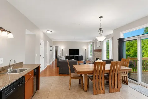 1311 Bison Lane Hoffman Estates IL 60192