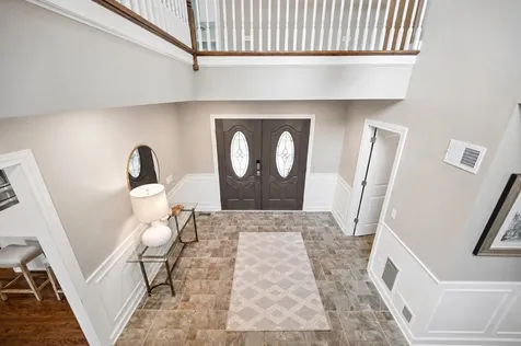 586 Earl Drive Northfield IL 60093