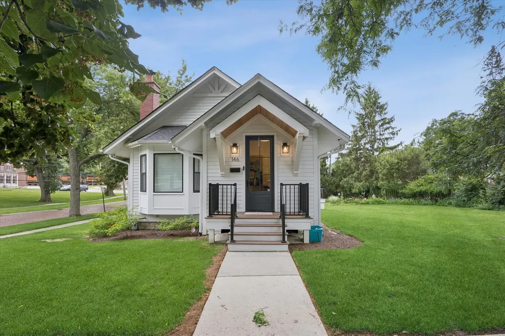 146 East Maple Street Hinsdale IL 60521