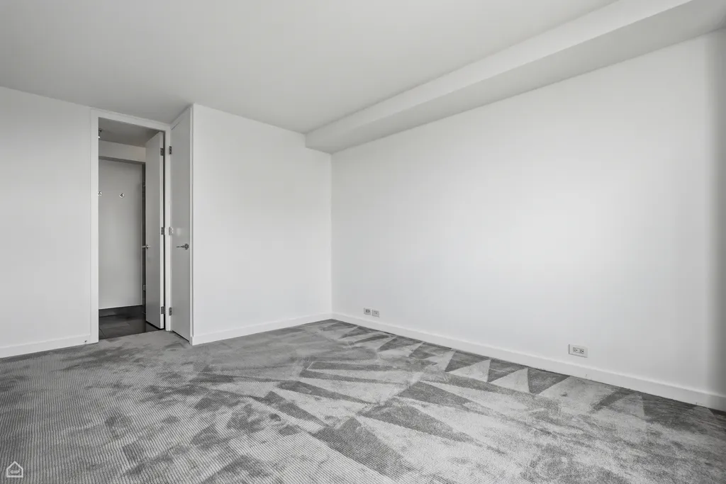 340 West Diversey Parkway Chicago IL 60657