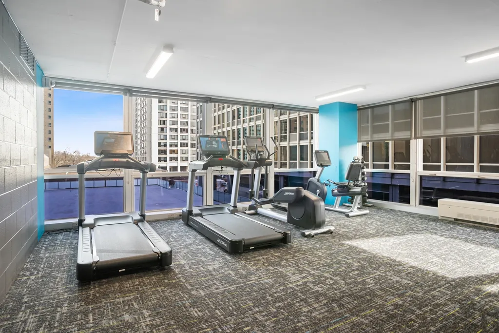 340 West Diversey Parkway Chicago IL 60657
