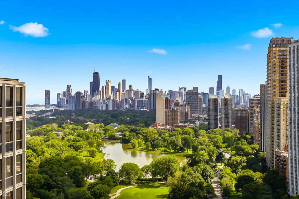 340 West Diversey Parkway Chicago IL 60657