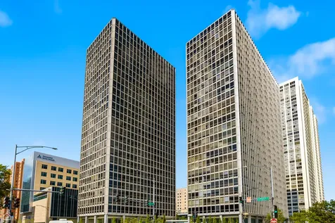 340 West Diversey Parkway Chicago IL 60657