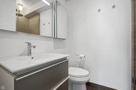 340 West Diversey Parkway Chicago IL 60657