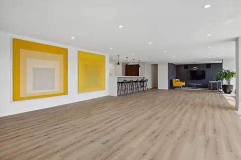 340 West Diversey Parkway Chicago IL 60657
