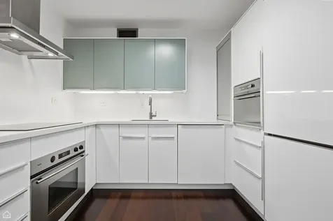 340 West Diversey Parkway Chicago IL 60657