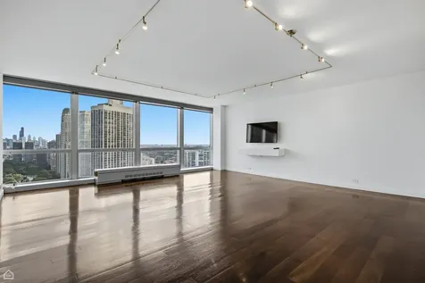 340 West Diversey Parkway Chicago IL 60657