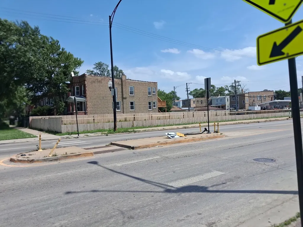 117 South Cicero Avenue SE Chicago IL 60644