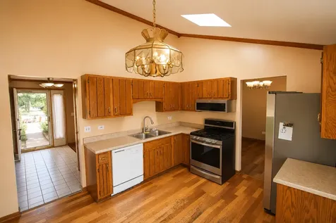 2212 Susanna Way Crest Hill IL 60403