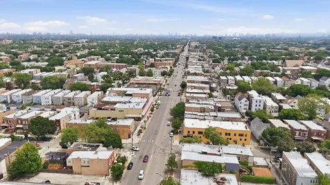 3901 West Fullerton Avenue Chicago IL 60647