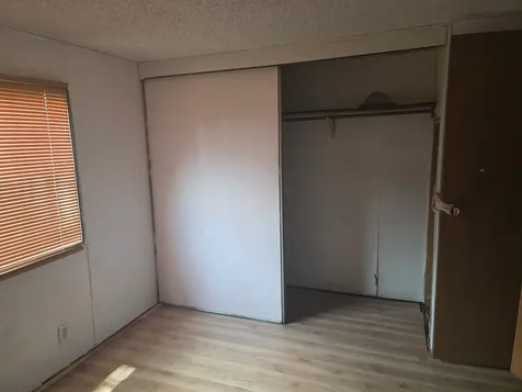 190 Carriage Lane Sauk Village IL 60411