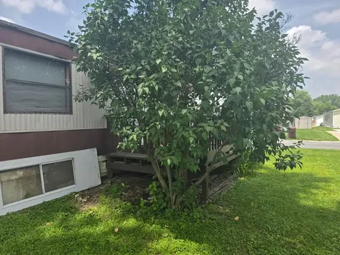 190 Carriage Lane Sauk Village IL 60411