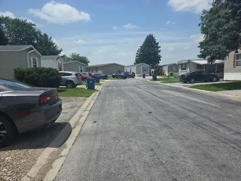 190 Carriage Lane Sauk Village IL 60411