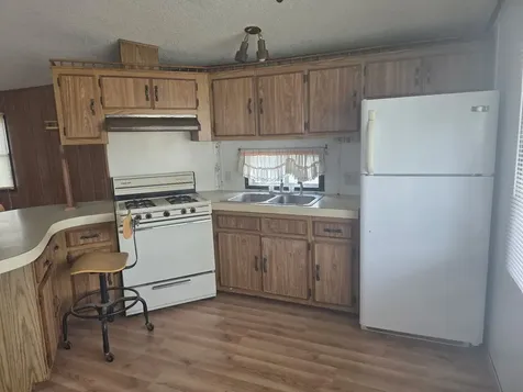190 Carriage Lane Sauk Village IL 60411