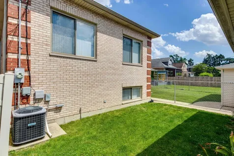 2540 Hessing Street River Grove IL 60171