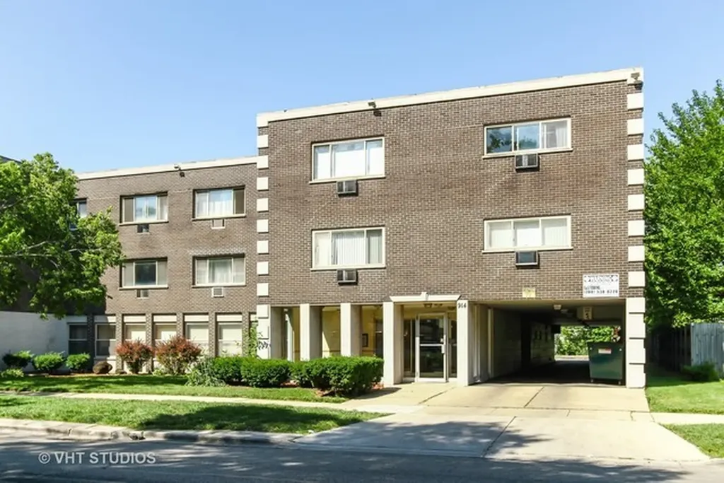 914 North Austin Boulevard Oak Park IL 60302