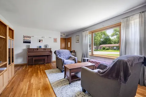 60 Arizona Lane Hoffman Estates IL 60169
