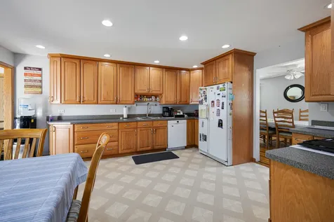 60 Arizona Lane Hoffman Estates IL 60169