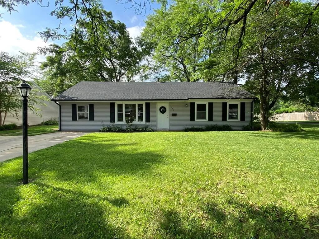 136 Saugatuck Road Montgomery IL 60538
