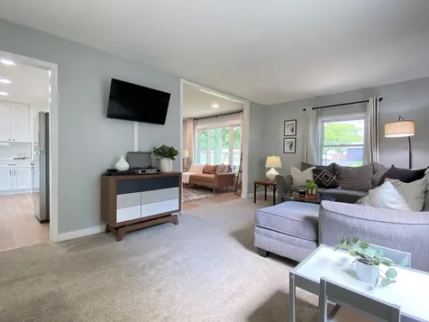 136 Saugatuck Road Montgomery IL 60538
