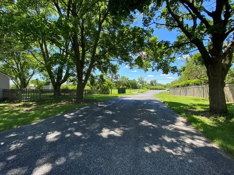 136 Saugatuck Road Montgomery IL 60538