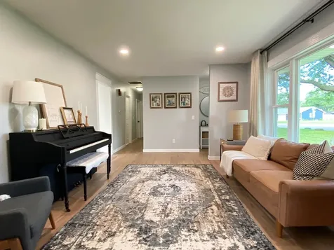 136 Saugatuck Road Montgomery IL 60538